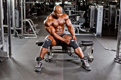 Model 1170CF Men's Knee Sleeves