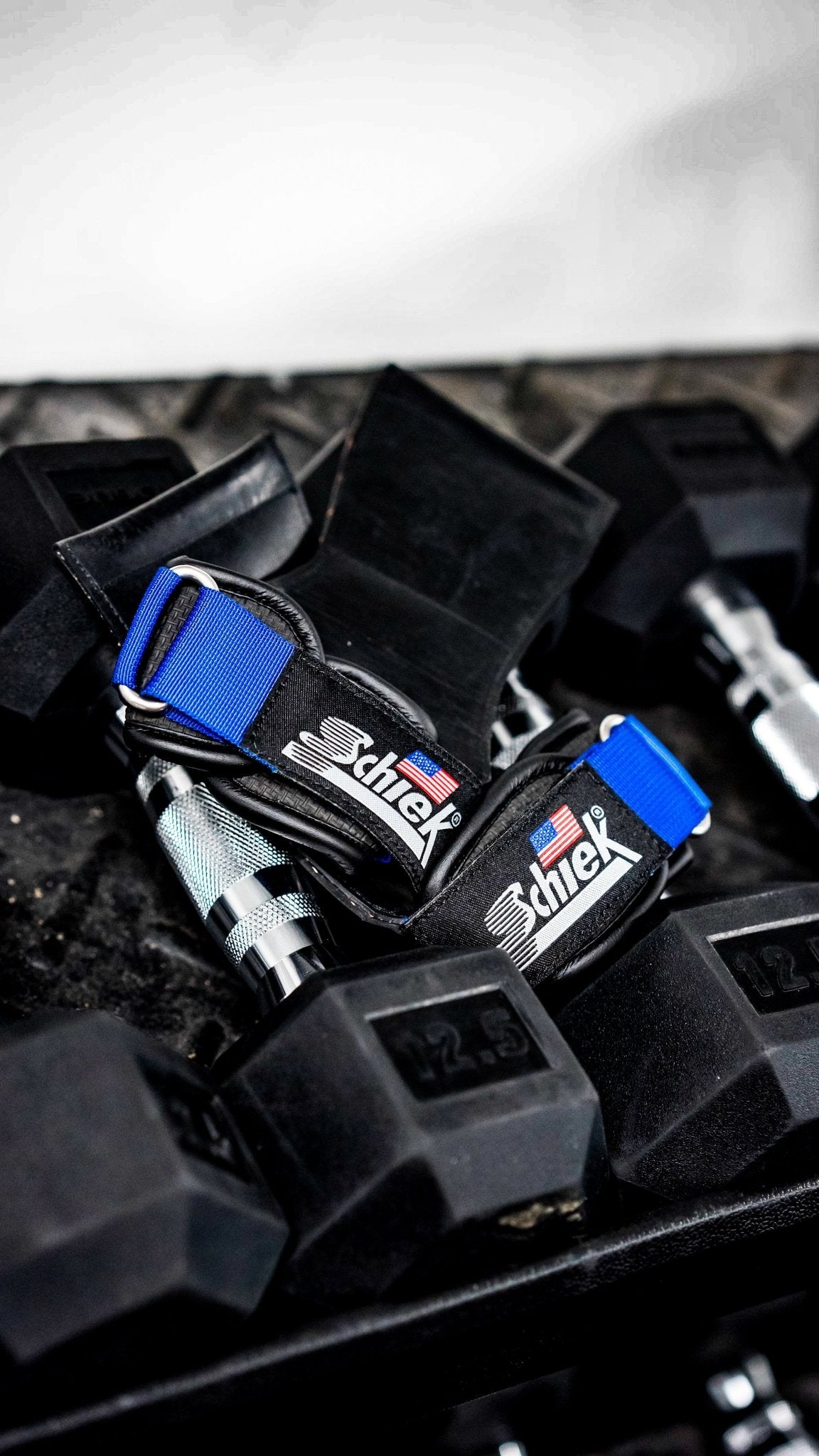 Model 1900 Ultimate Grips sku-52268231917864- Mann Nutrition