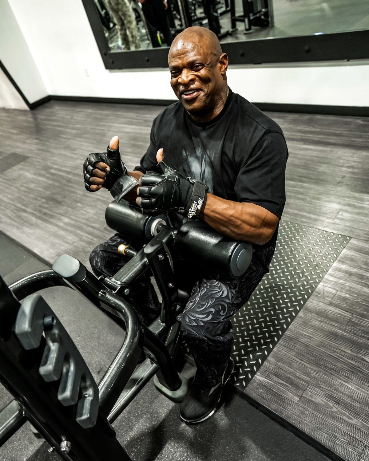 Model RCx8 Ronnie Coleman Yeah Buddy Signature Series Lifting Gloves sku-52268263375144- Mann Nutrition